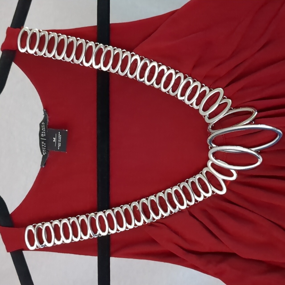 White House Black Market Burgundy Tank With Silver Links Size M